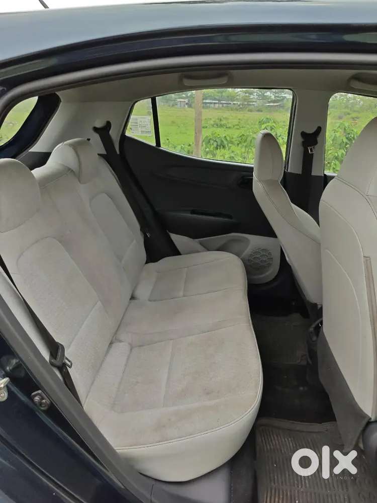 1st Owner G-i10 Nios (only 20k Km Driven)- Best Deal In North Bengal