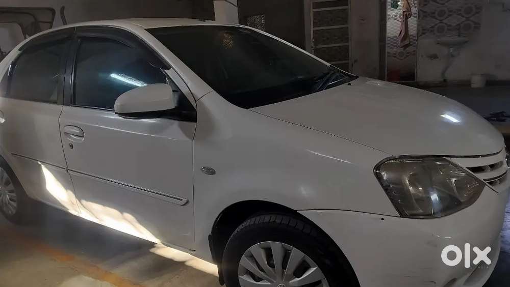 Toyota Etios Petrol Manual 2014 Variant