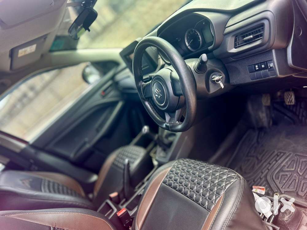 Maruti Suzuki Brezza 1.5 Lxi Smart Hybrid, 2023, Petrol