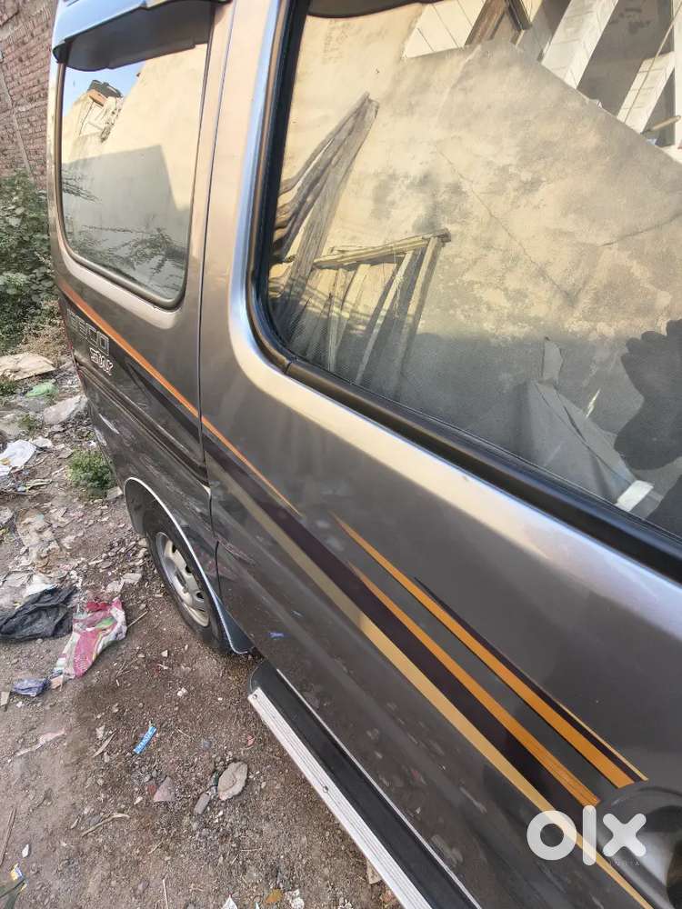 Maruti Suzuki Eeco 2022 Cng & Hybrids 17500 Km Driven