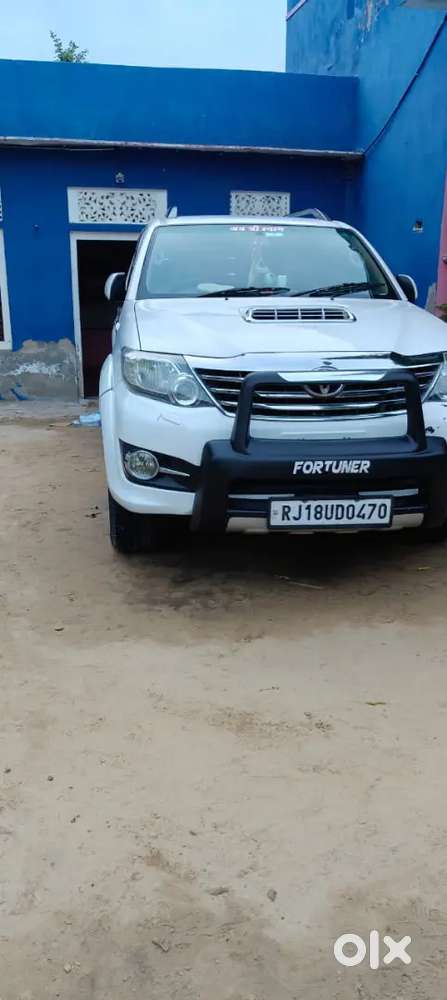 A Well Maintained Fortuner 4*2/4*4