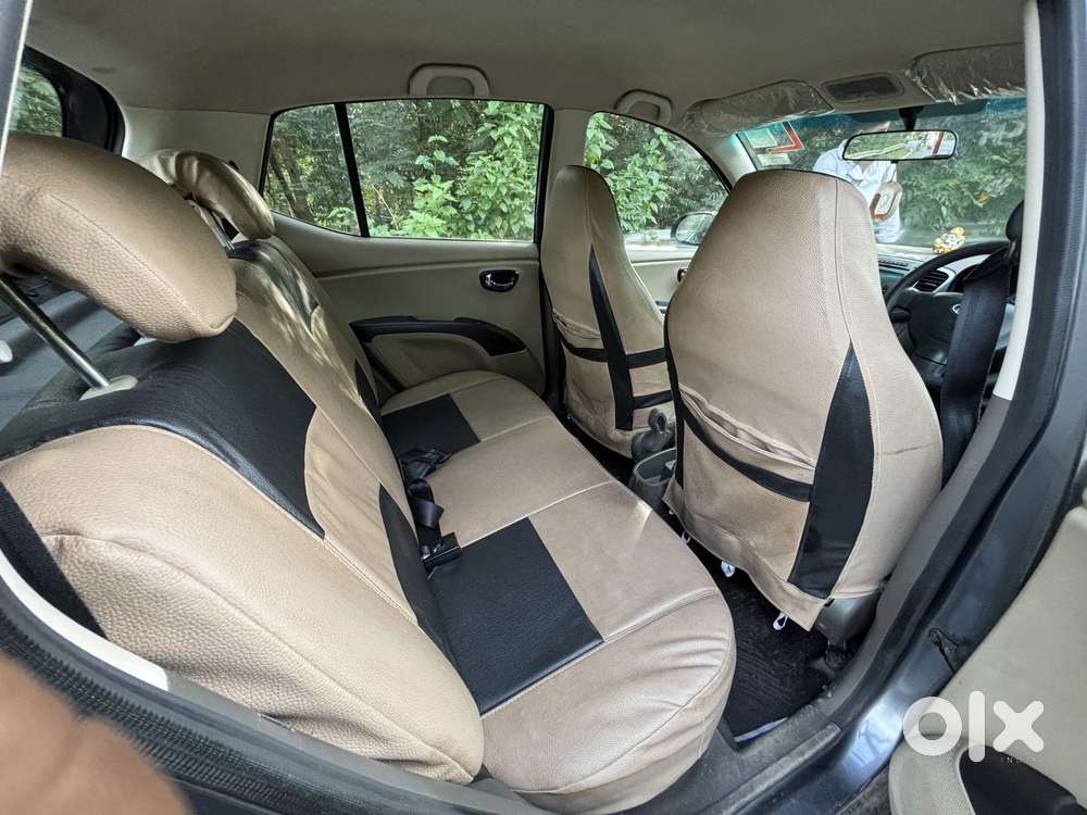 Hyundai I10 Sportz At, 2012, Petrol