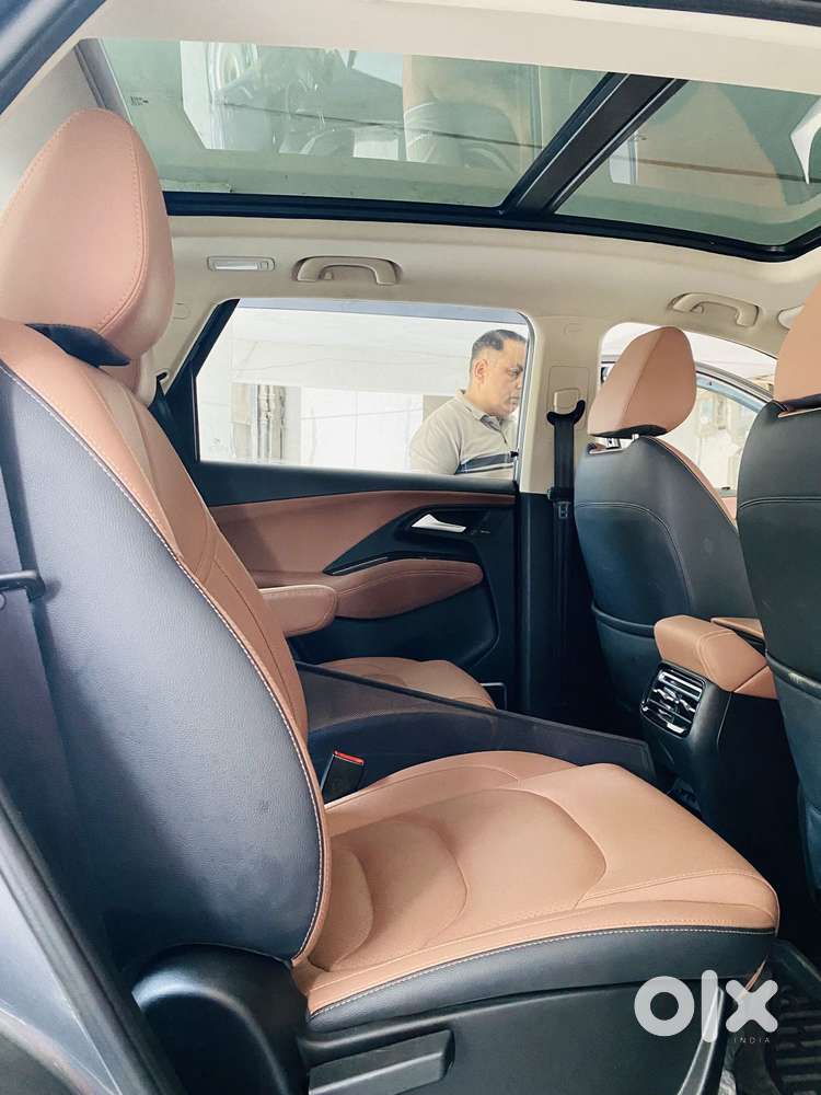 Mg Hector Plus Sharp Pro 1.5 Turbo Petrol Cvt 6 Str, 2024, Petrol