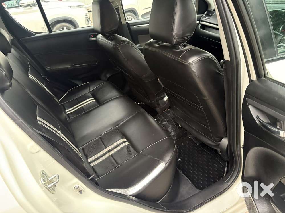 Maruti Suzuki Swift Vxi Abs Bsiv, 2015, Petrol