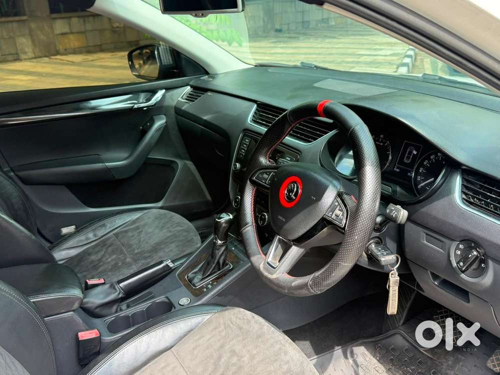 Skoda Octavia Elegance 1.8 Tsi At, 2015, Petrol