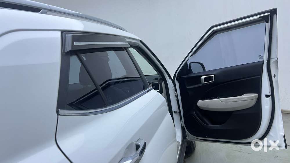 Hyundai Venue 1.0 Sx (o) Turbo Dct, 2024, Petrol
