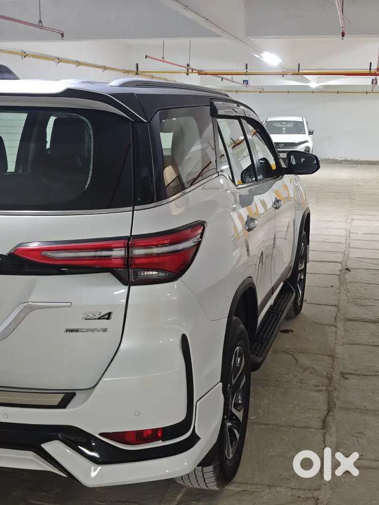Fortuner Legender Only 20 Days Old