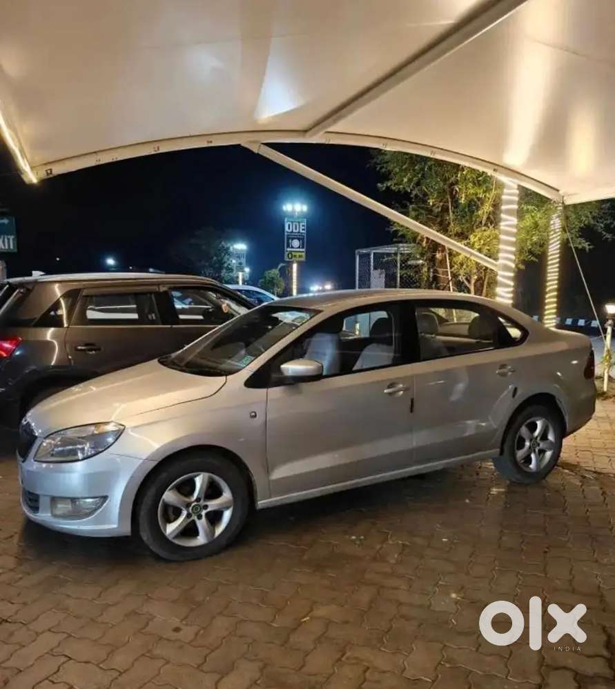 Skoda Rapid 2014 Diesel 80000 Km Driven