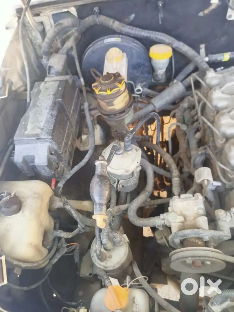 Tata Sumo Top Model Gold Petrol 140000 Km Driven