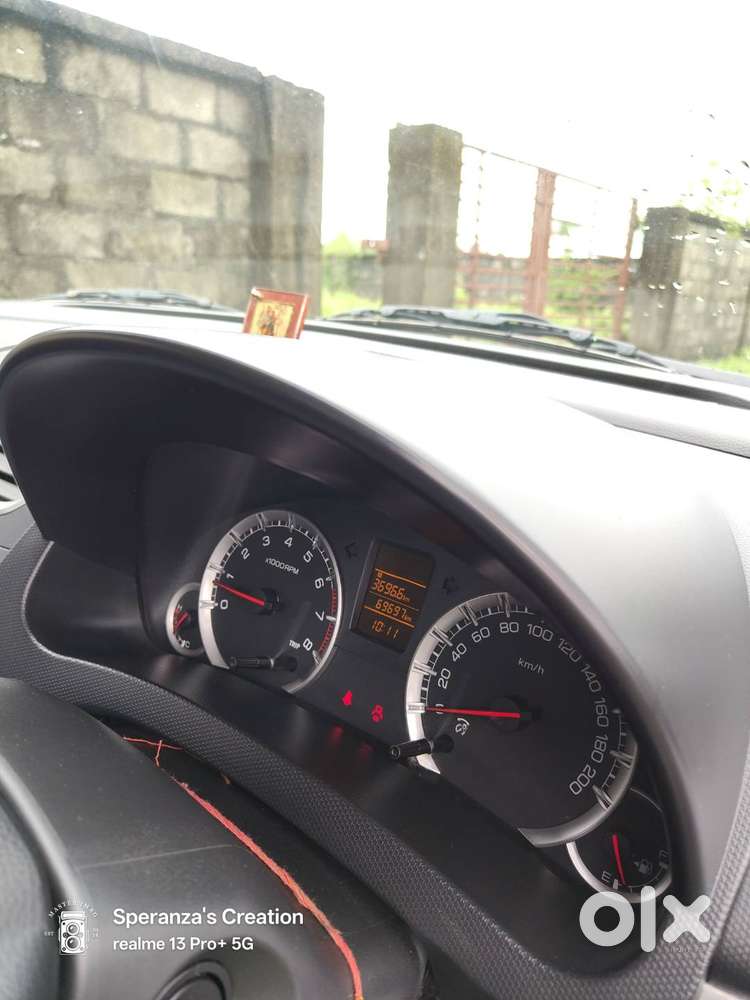 Maruti Swift Vxi 2017