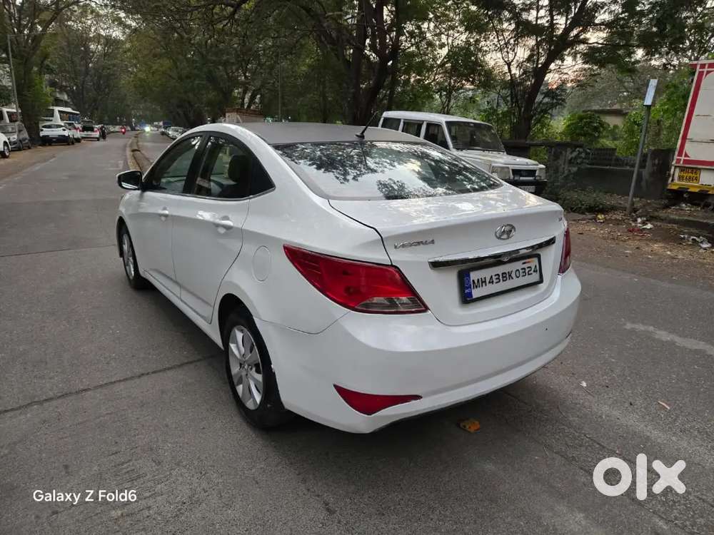 Verna1.6(automatic 2017) 60,000km