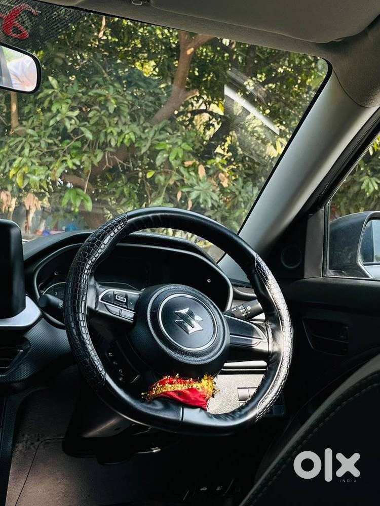Maruti Suzuki Brezza 1.5 Vxi Smart Hybrid, 2023, Petrol