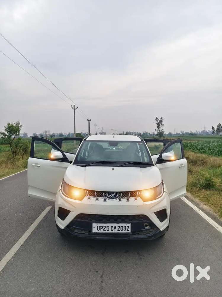 Mahindra Kuv Disel Fst Owner 2020 Modal All Papers New Condition.