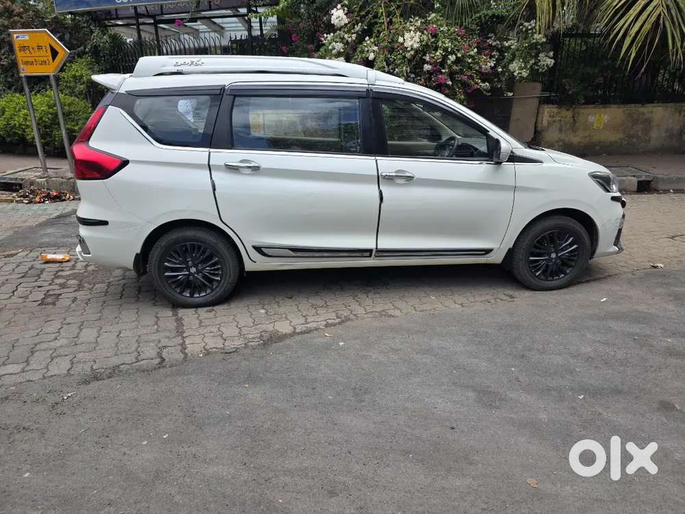 Maruti Suzuki Ertiga 2022 Cng &hybrids 25020 Km Driven Well Maintained
