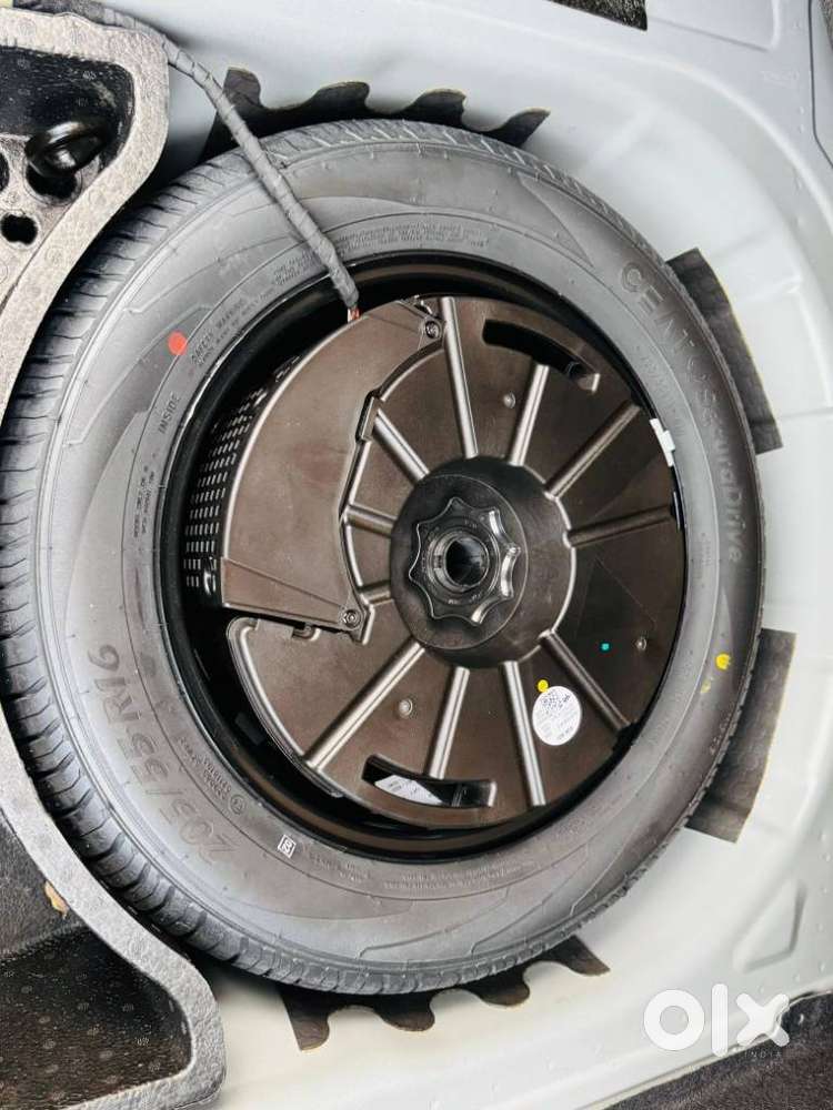 Skoda Slavia Style 1.5l Tsi Mt, 2022, Petrol