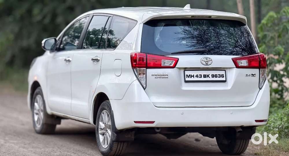 Toyota Innova Crysta 2.4 V 7 Str, 2017, Diesel