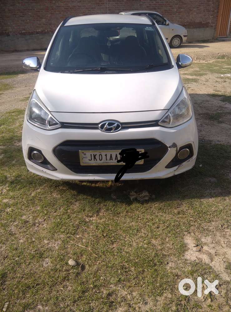 Hyundai Grand I10 2015 Diesel 95784 Km Driven