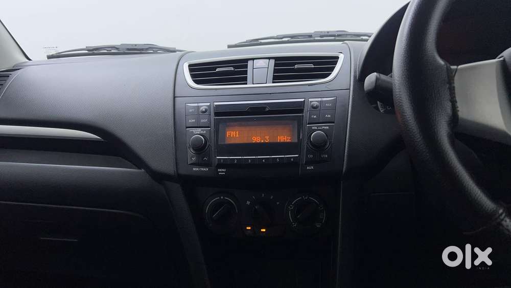 Maruti Suzuki Swift 2018 Vxi, 2017, Petrol