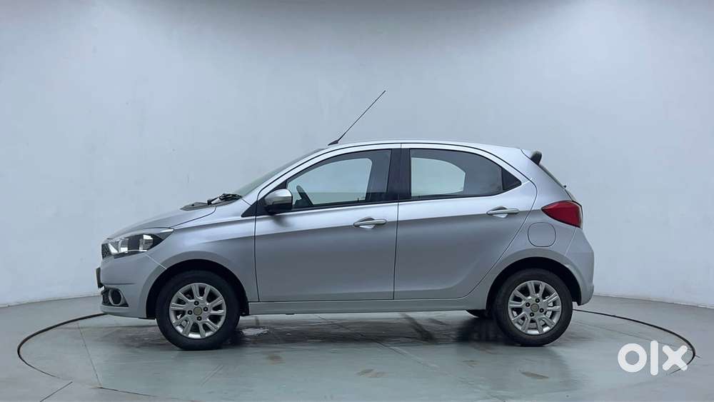 Tata Tiago Xza, 2017, Petrol