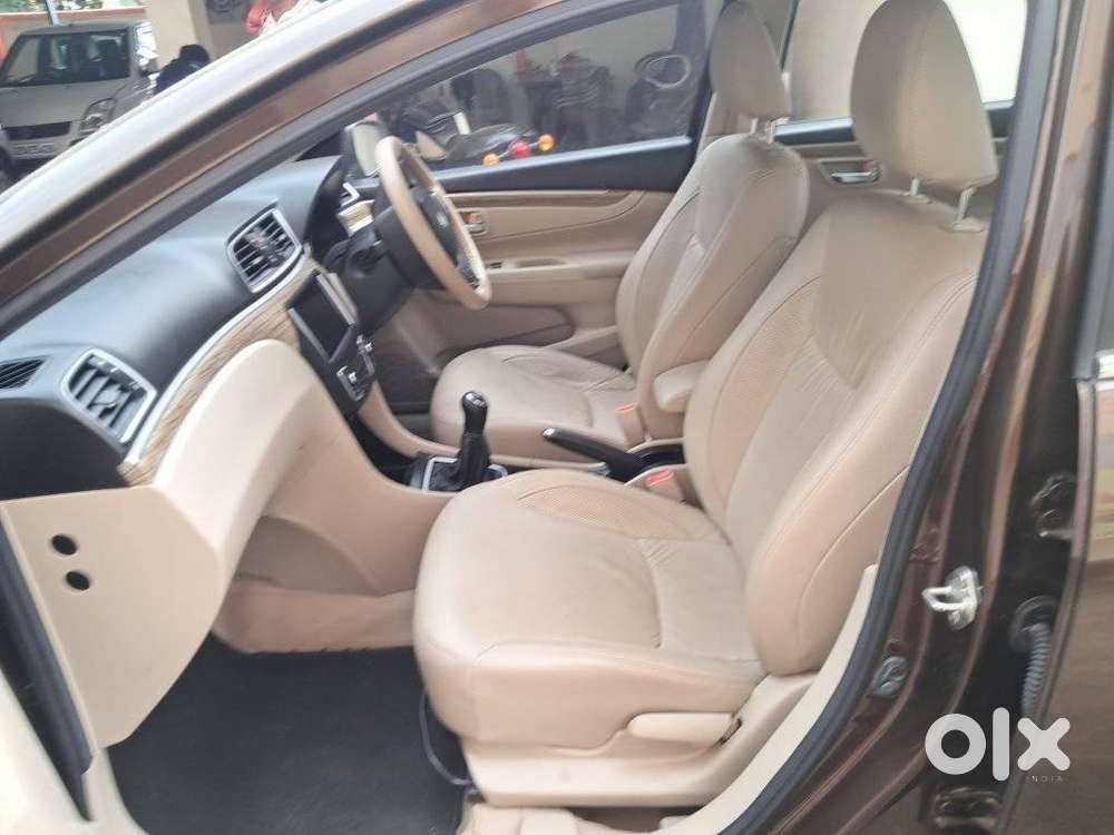 Maruti Suzuki Ciaz Alpha 1.5 Dual Tone, 2021, Petrol