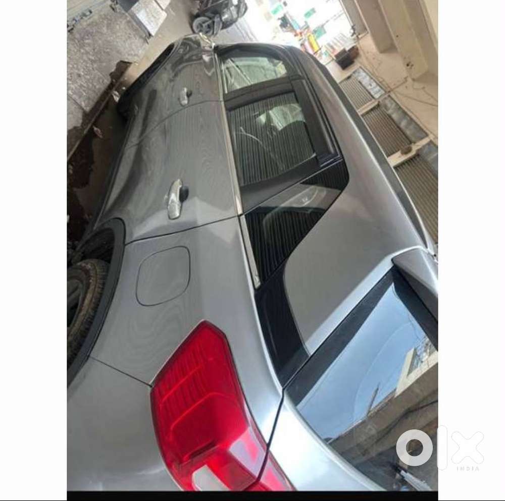 Excellent Condition Single Hand