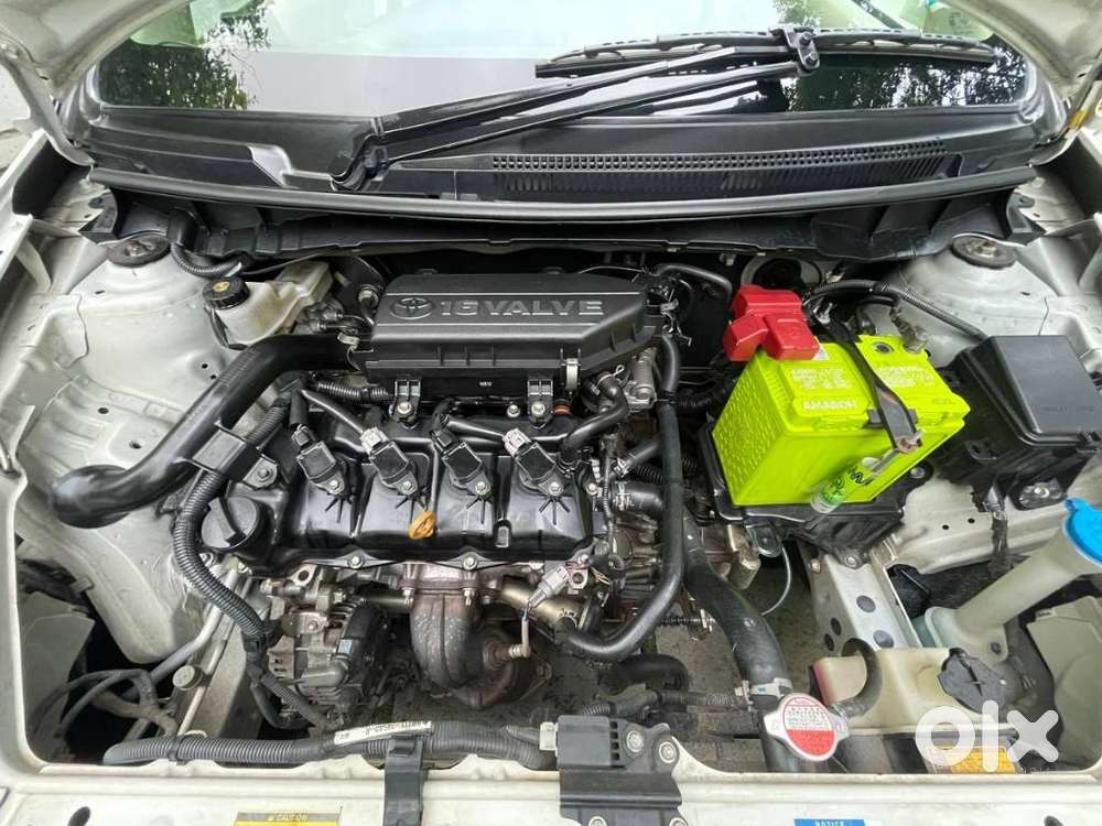 Toyota Etios Liva V Dual Tone, 2019, Petrol