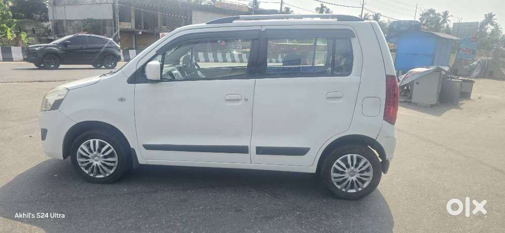 Maruti Suzuki Wagon R Vxi 1.0, 2015