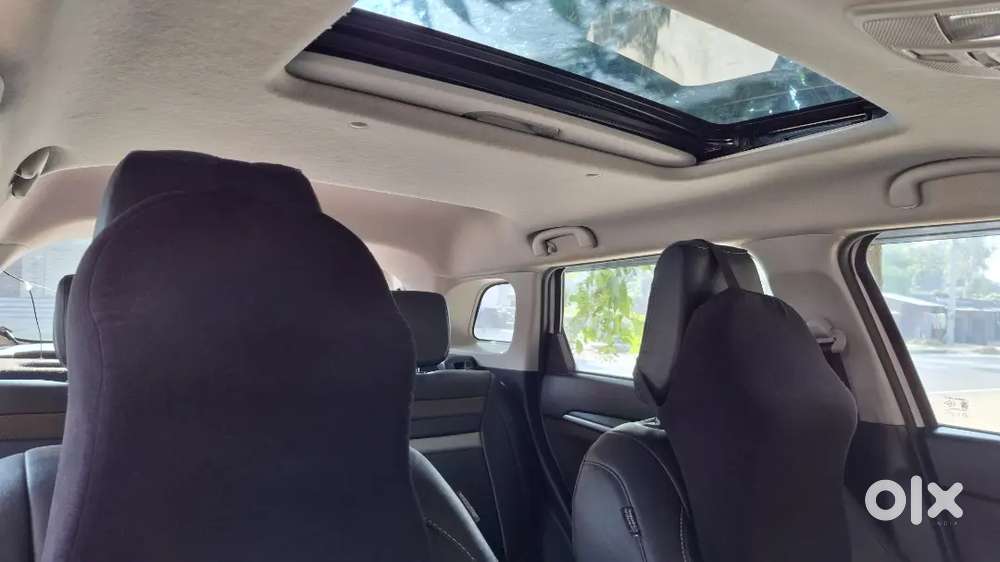 Maruti Suzuki Brezza Zxi 2024