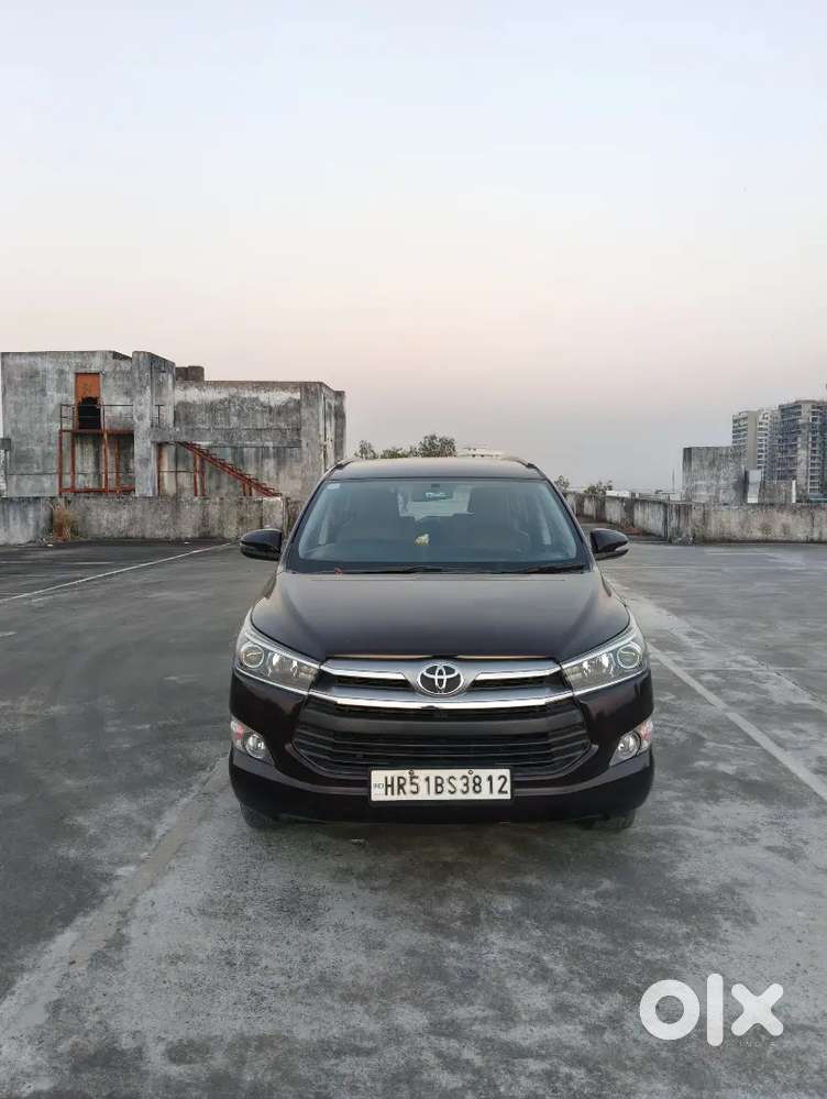Toyota Innova Crysta 2018 Car