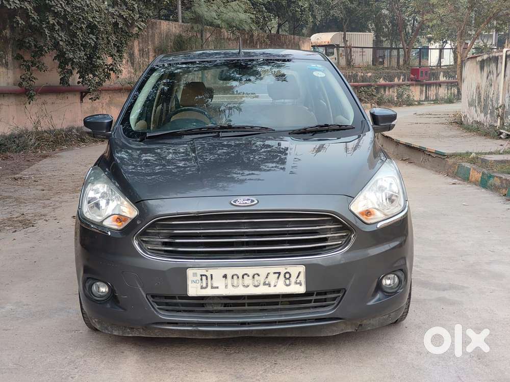 Ford Figo Aspire Titanium Blu, 2015, Petrol