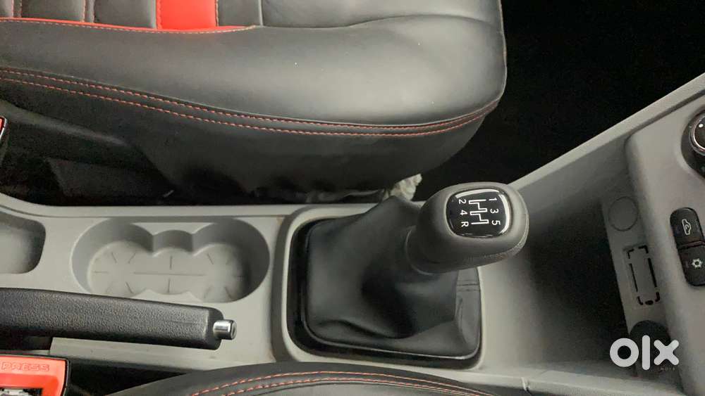 Tata Tiago Xe, 2021, Petrol