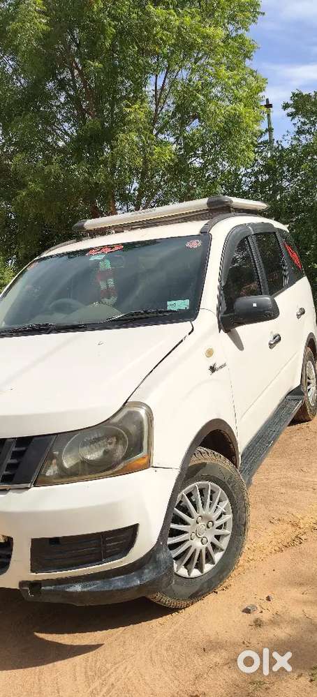 Mahindra Xylo  E4 2013 Pearl White