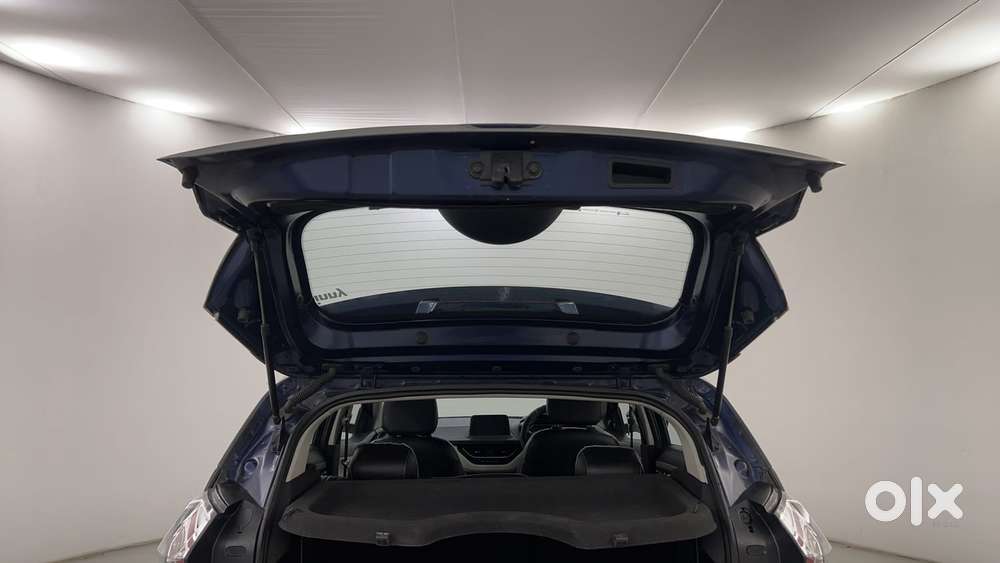 Tata Nexon Xz Plus (hs), 2022, Petrol