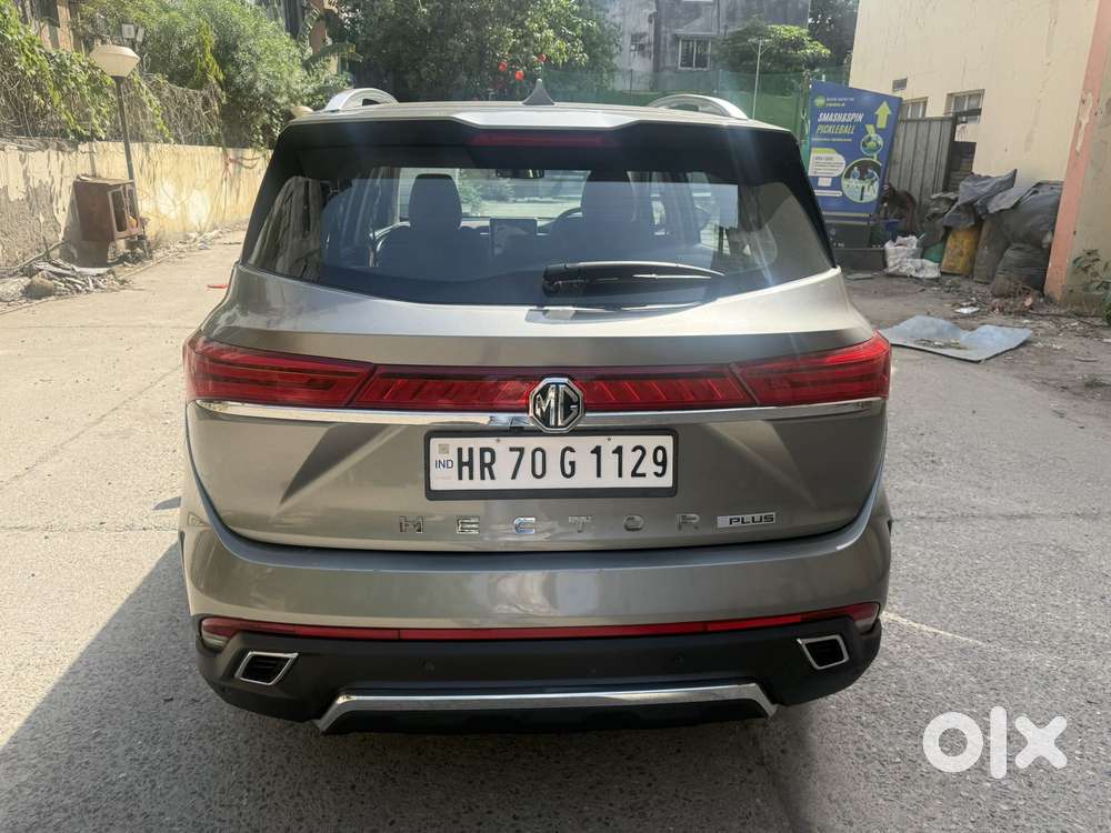 Mg Hector Plus 1.5 Sharp Turbo Cvt 6 Str, 2023, Petrol