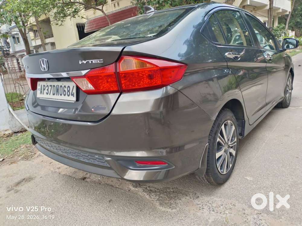 Honda City 1.5 V 4th Gen I-vtec Mt, 2018, Petrol