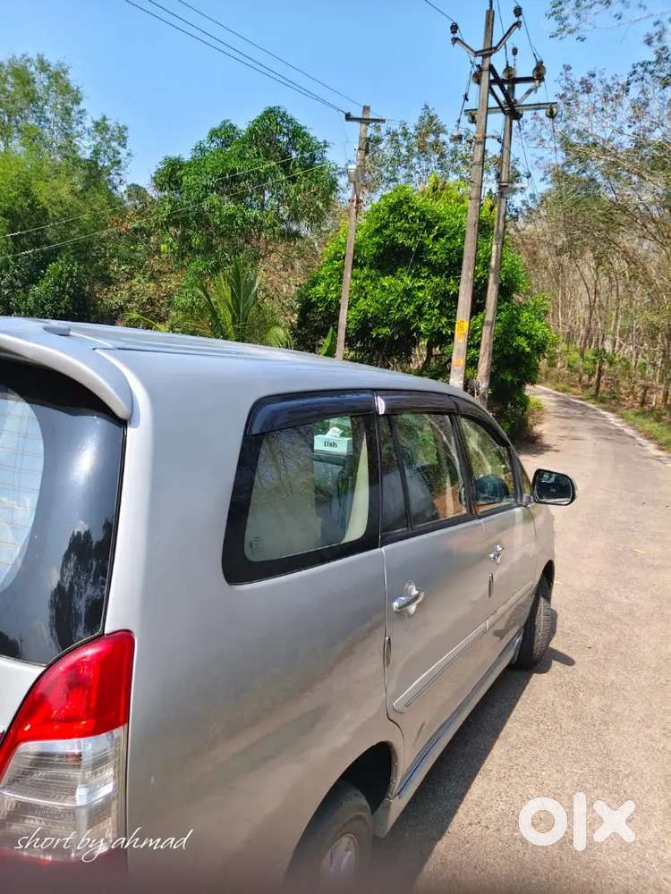 Toyota Innova 2012 Diesel Well Maintained