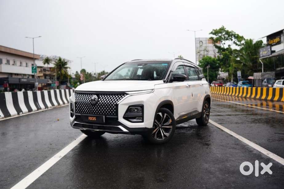 Mg Hector Plus, 2023, Petrol
