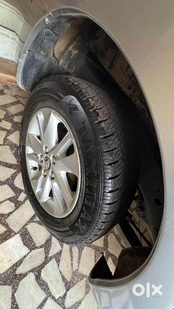 Toyota Innova Crysta 2016 Diesel Manual