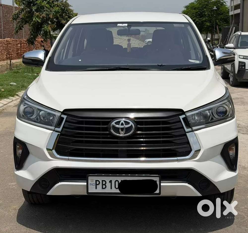 Toyota Innova Crysta [2020-ongoing] 2.4 Gx 7 Str, 2018, Diesel