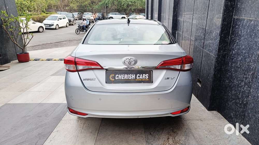 Toyota Yaris V Cvt, 2020, Petrol
