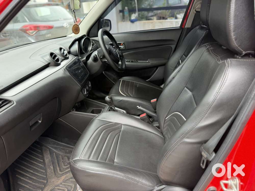 Maruti Suzuki Swift Vxi + Manual, 2022, Petrol