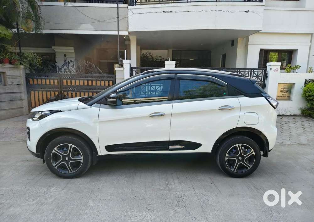 Tata Nexon 1.5 Revotorq Xm (s), 2021, Diesel