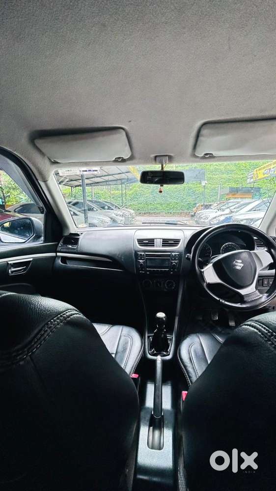 Maruti Suzuki Swift Vxi 1.2 Abs Bs-iv, 2015, Petrol