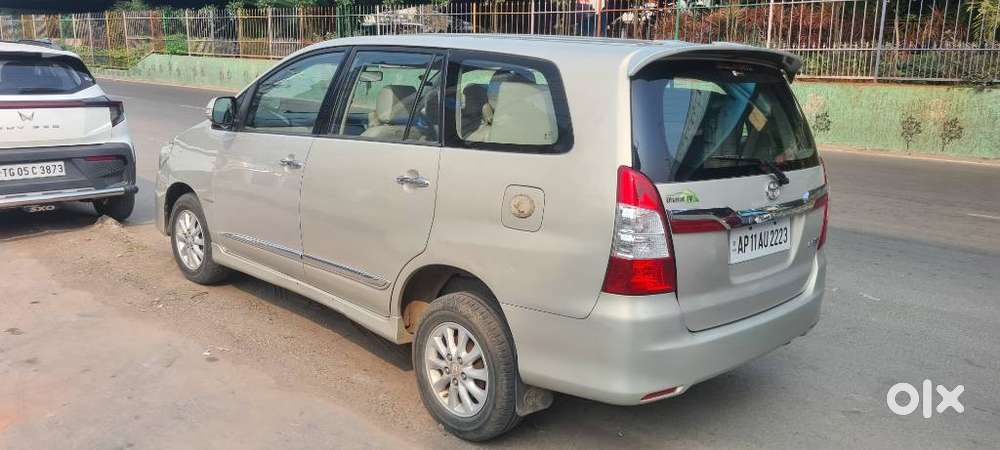 Toyota Innova 2.5 V 7 Str, 2014, Diesel