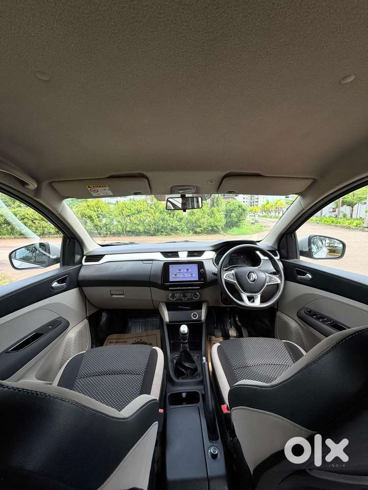 Renault Triber Rxz, 2020, Petrol