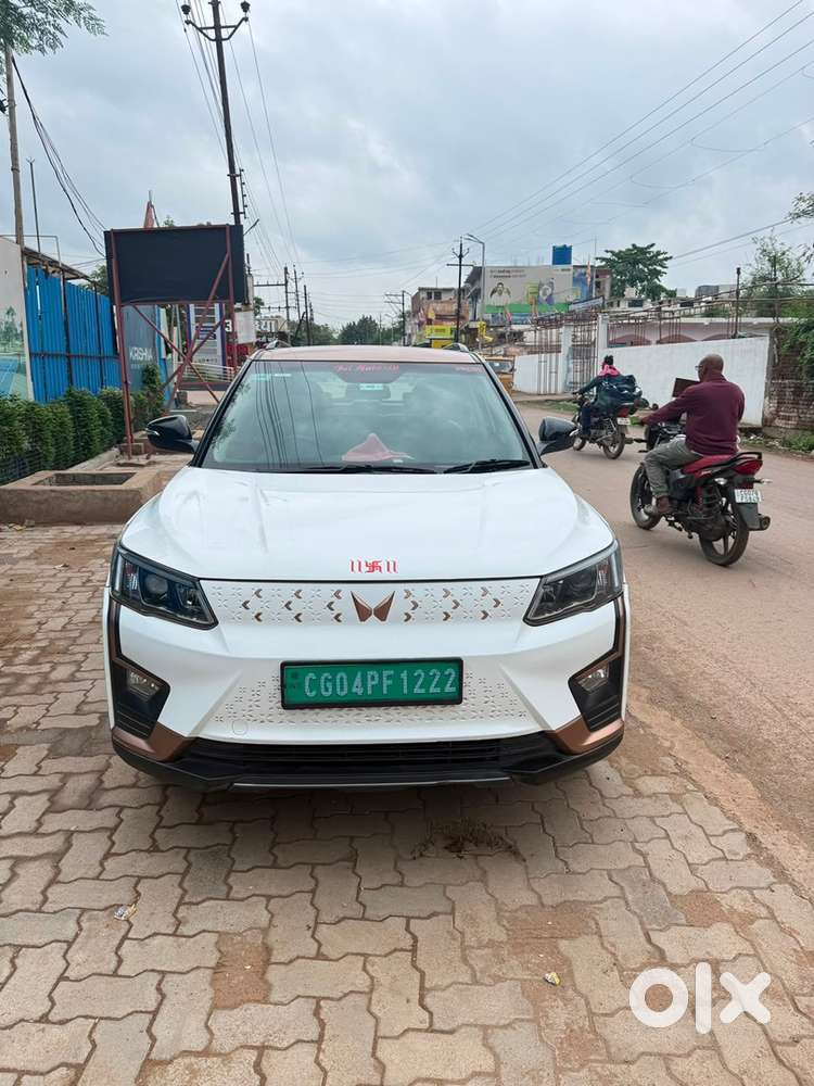 Mahindra Xuv400 Electric 2023