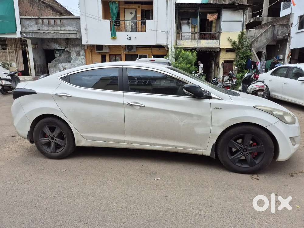 Hyundai Elantra 2013