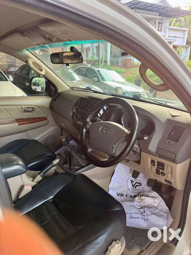 Toyota Fortuner 3.0 4x2 Mt, 2010, Diesel