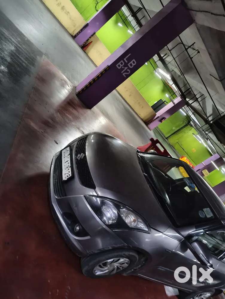 Cng Lagi Hui Hai Lekin Pass Nahin Hai