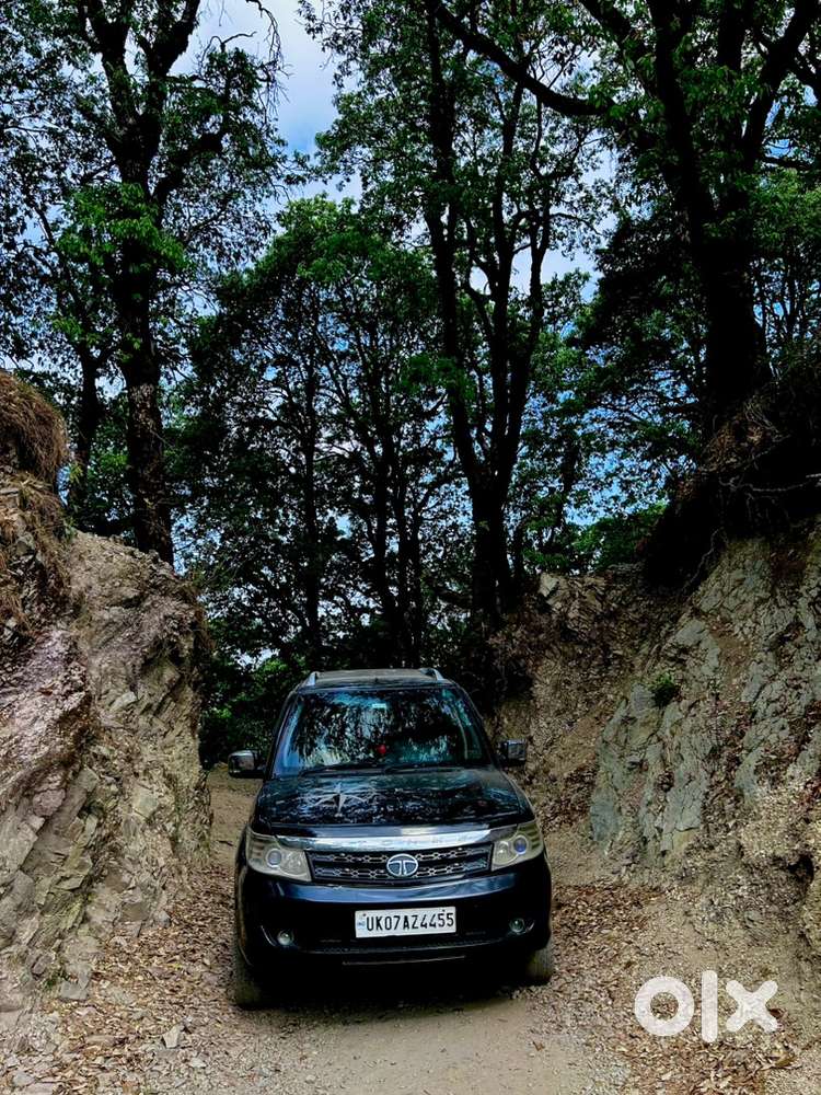 Tata Safari Storme 2013